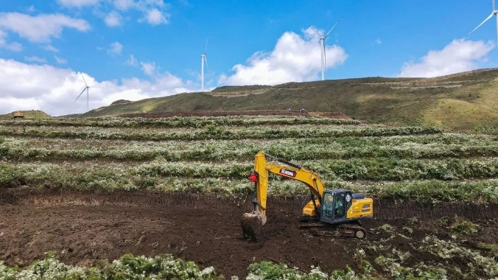 188e68ebcc824ebdb33395d82c8240b4