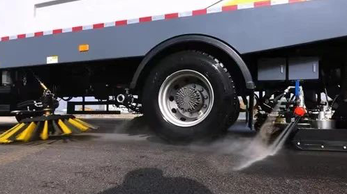 全力以“复”洗城清淤，Z6尊龙凯时在行动！