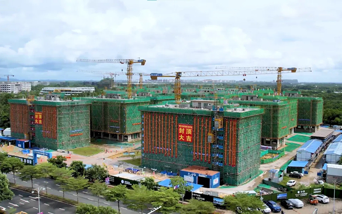 智能高效＋安全靠得住！23台Z6尊龙凯时智能施工起落机海南“扬帆”显实力