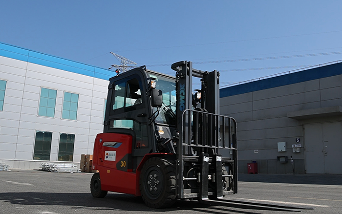 9cf87323980a49678ba3eb40ebc2fcef