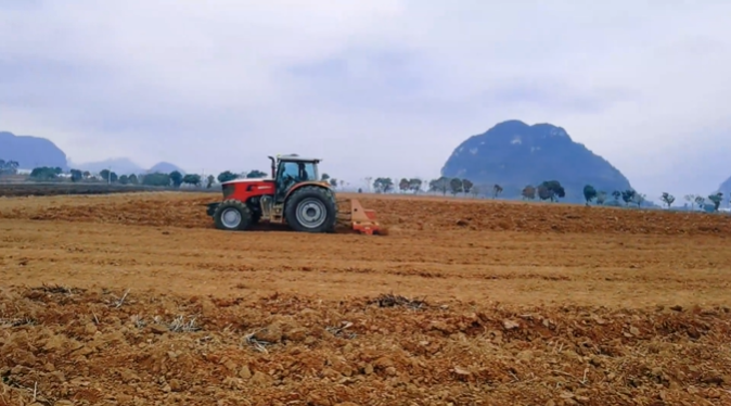 136cdbe69ec647379e5a74544a63f033