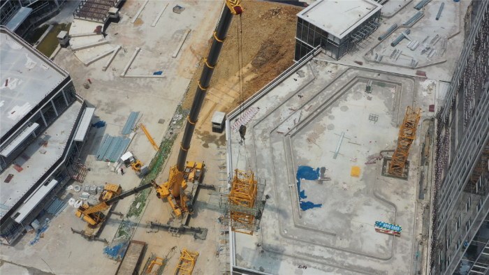 23ae85bdd62f43a789de7b925ef8b65c