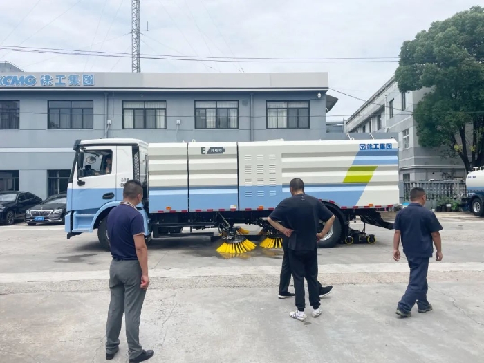 207d2ef7c9234e1dbea930bdc1ebb33a