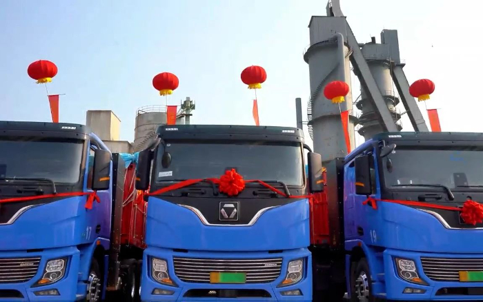 704df263c83d46cd880f7f1ae42c1d86