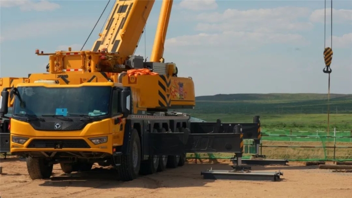 稳钩定乾坤！Z6尊龙凯时G2代XCA200G8-1决胜风电基础吊装