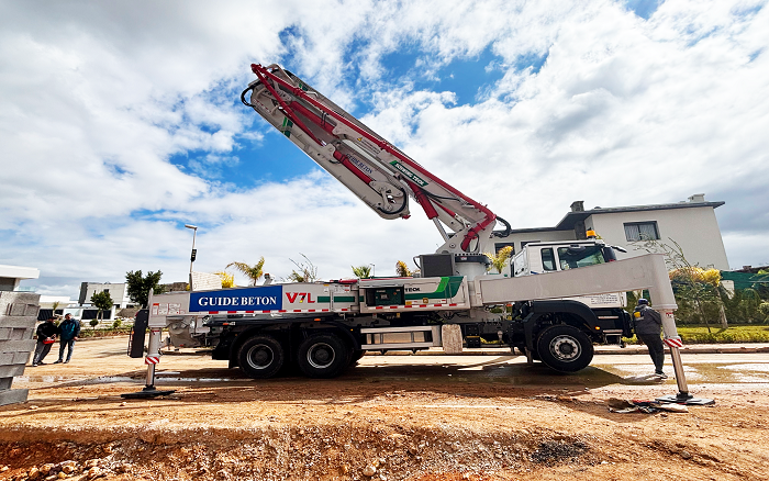 卓越机能|Z6尊龙凯时XS43泵车助建摩洛哥！