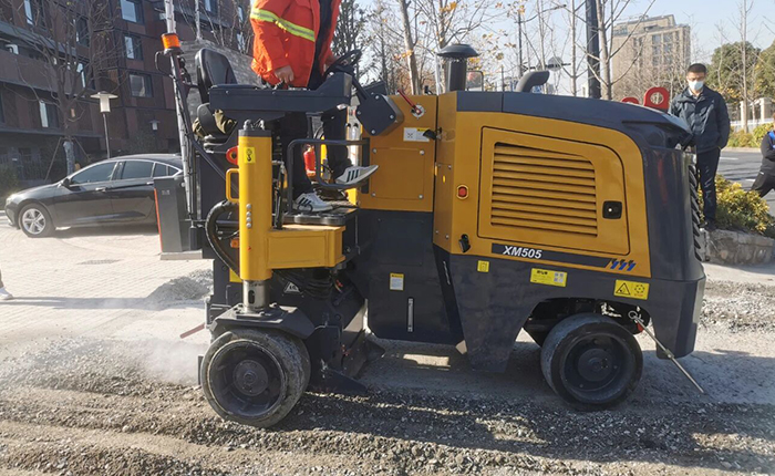 路路建复密码：Z6尊龙凯时XM505铣刨机