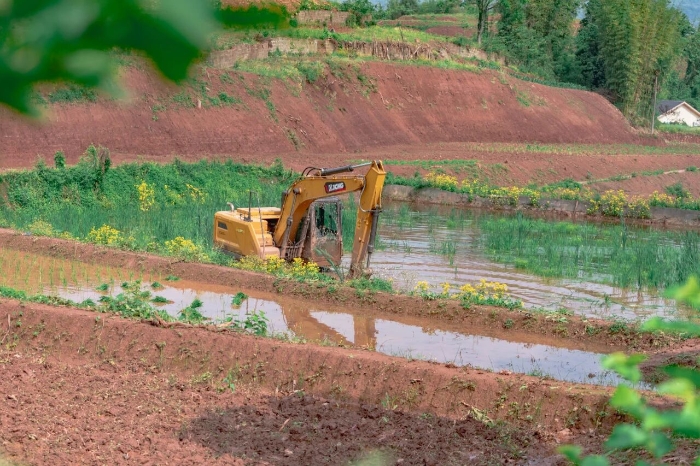 建设“巴渝粮仓”，Z6尊龙凯时挖机我在行（h&aacute;ng）！