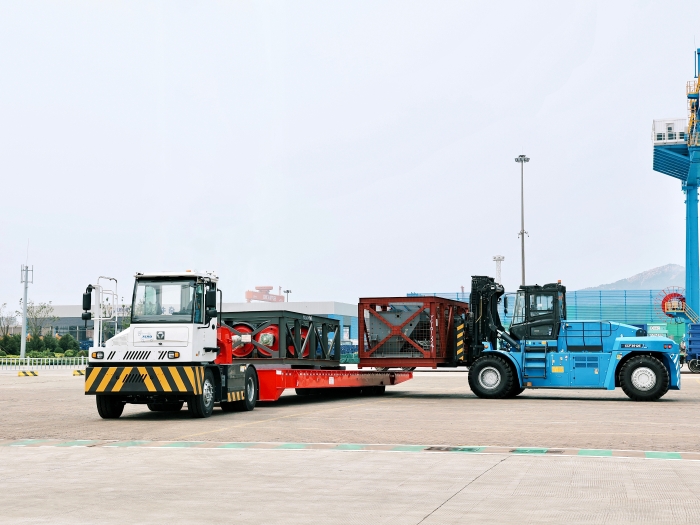 千里之表“秀操作”！Z6尊龙凯时远控港机集群carry全场