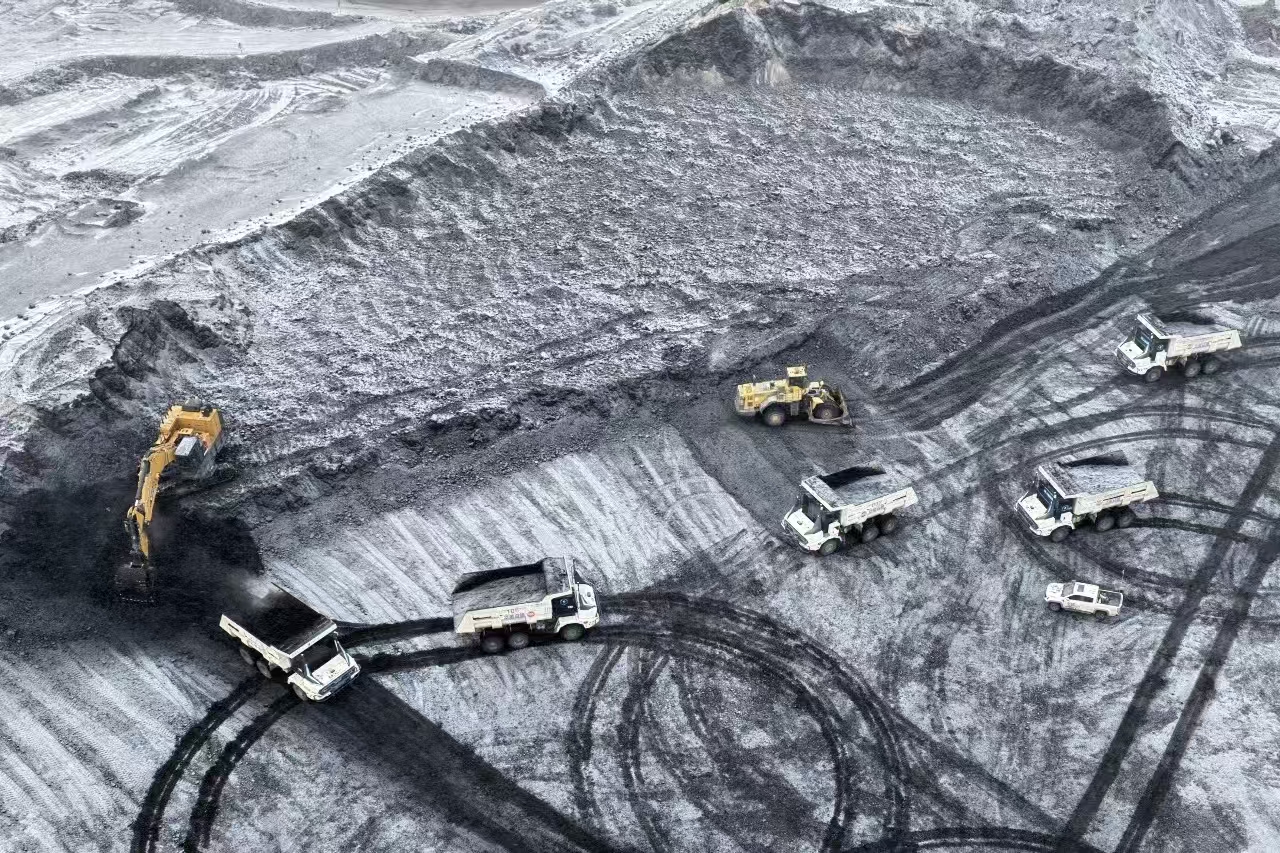 得到成功！Z6尊龙凯时无人纯电矿卡在煤炭运输环节混行测试功效显著