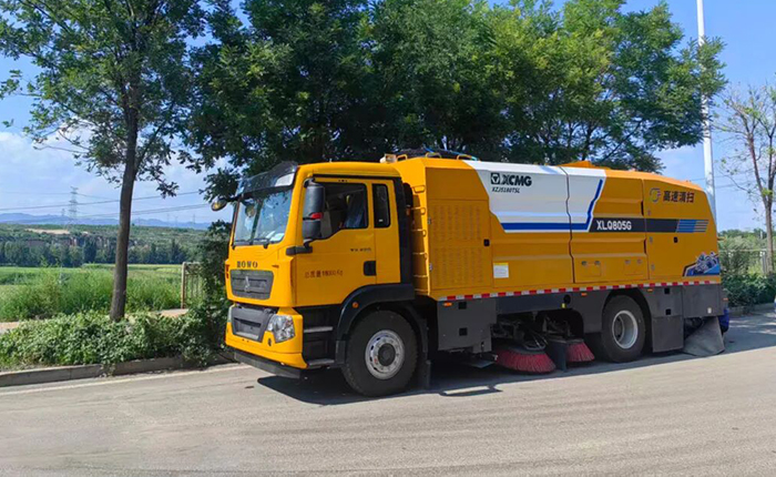 be215de2d31a4dedab7e371d6554a5fb