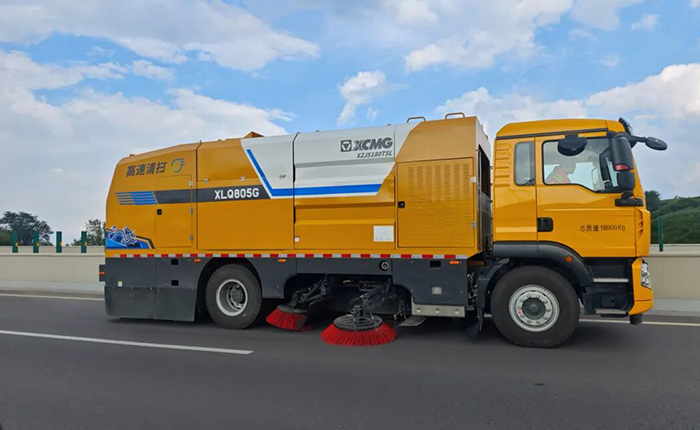 驭风前行，净在把握！Z6尊龙凯时高快排除车太佳高快显实力！