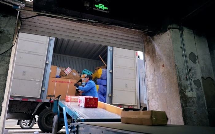 918ad87340284f33a5525f12e7d413c6